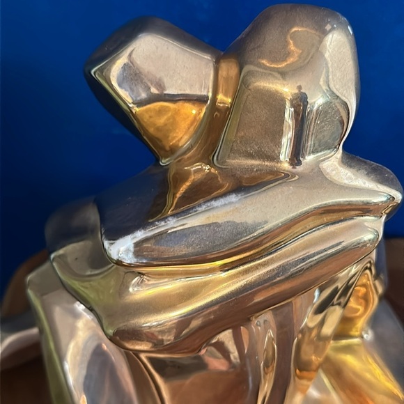 Antique 1976 Jaru 24k Gold Plated Porcelain Sculpture 16 Inches 9.5 Inches - Picture 4 of 7